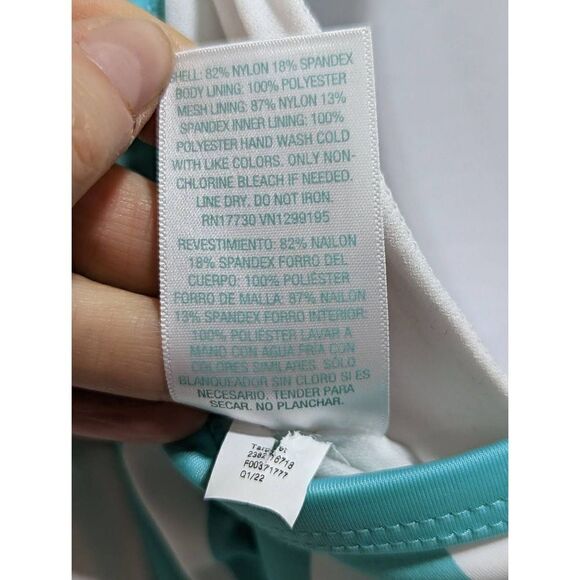 Kona Sol Size 16W One piece Striped Bathing Suit New Without Tags - Picture 5 of 6